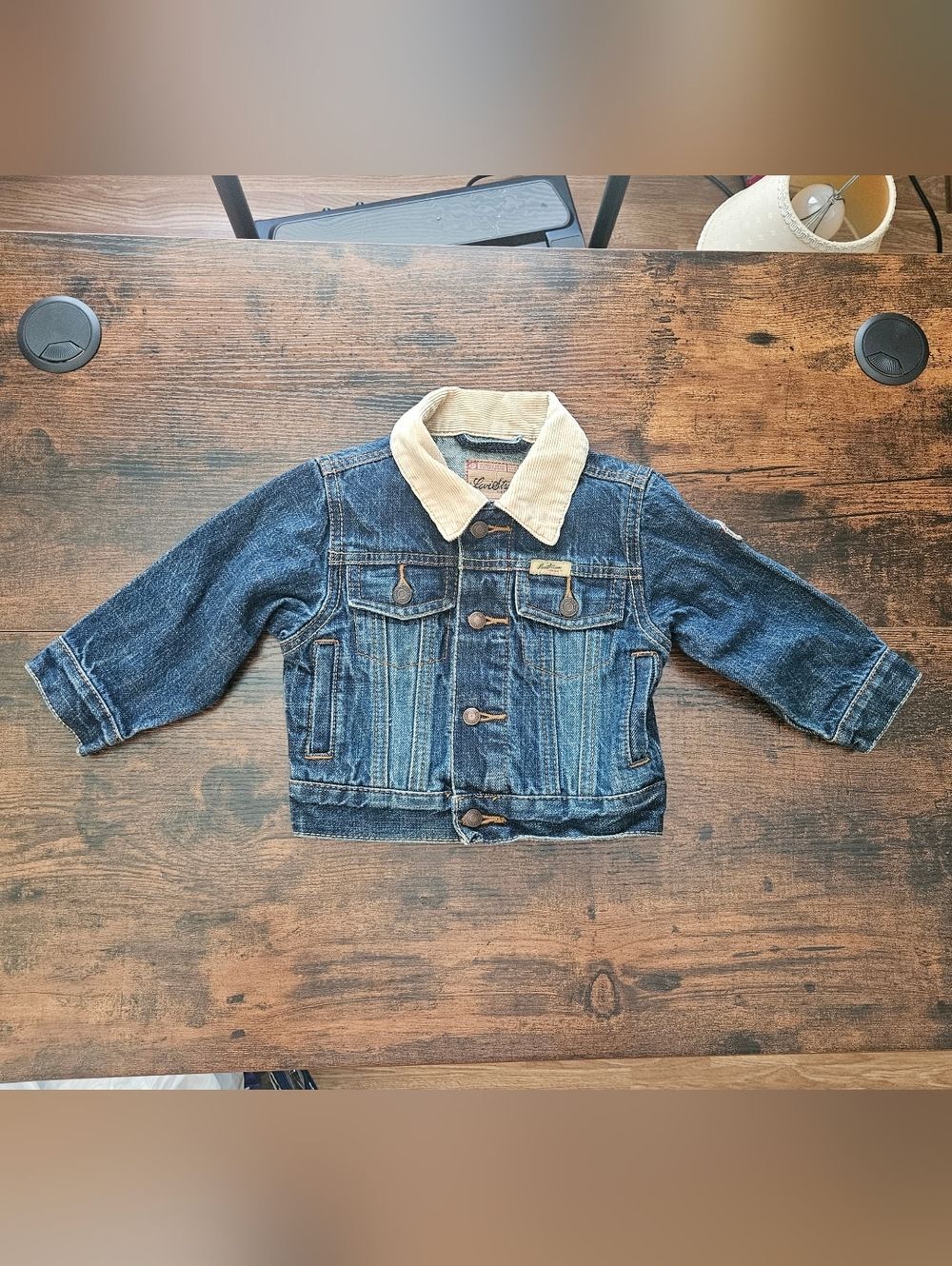 Vintage Y2K Levi Strauss Signature Blue Denim Jacket with Cream Collar